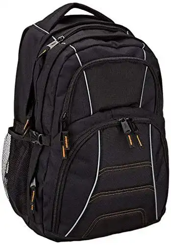 Laptop-Rucksack für 17 Zoll Laptops von Amazon Basics