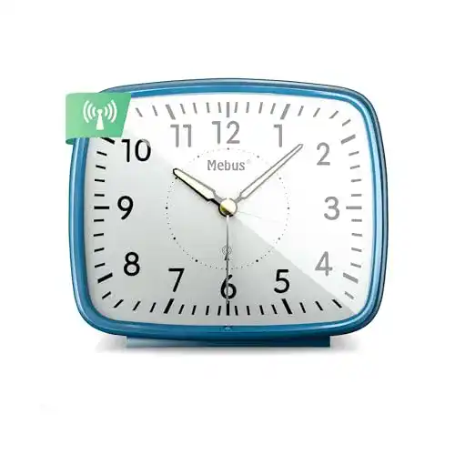 Analoger Funkwecker im Retro-Design von Mebus