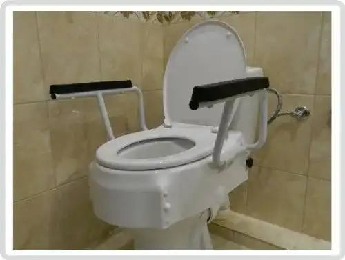 Toilettensitzerhöhung mit Armlehnen von Teckmedi