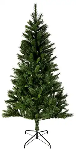 Künstlicher Weihnachtsbaum von Amazon Basics mit 518 Zweigen
