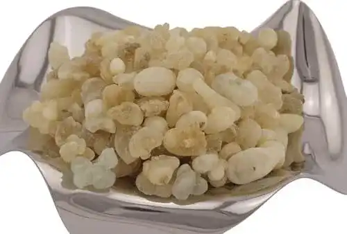 Weihrauch K W Premium Oman Al-Hojari Mix Grad 1-3 – kleine Stücke