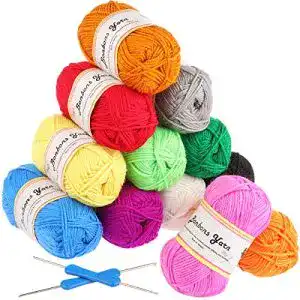 Fuyit Häkelgarn Set 12x50g Acryl für Stricken und Häkeln