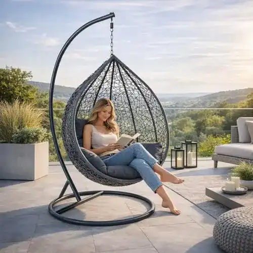 Hängesessel mit Gestell aus Polyrattan von ESTEXO