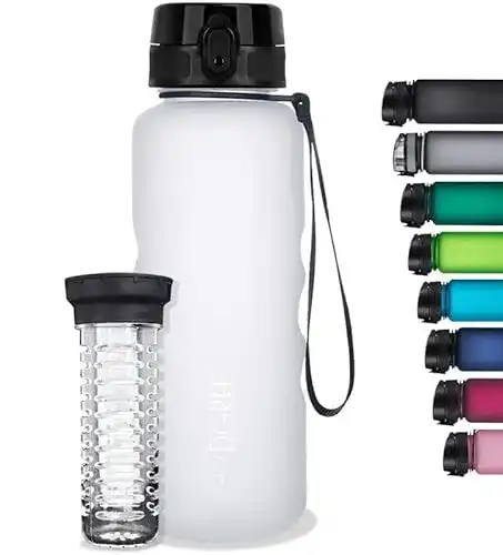 720°DGREE Trinkflasche 1,5L mit Früchtebehälter und BPA-frei