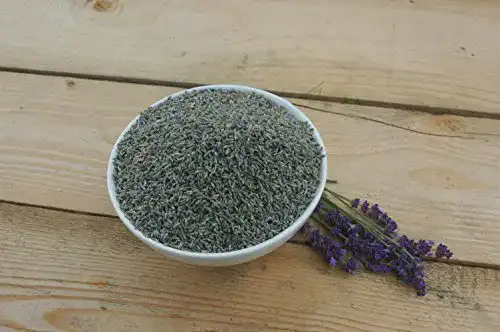 Getrocknete Lavendelblüten von Naturix24 im 100g Beutel