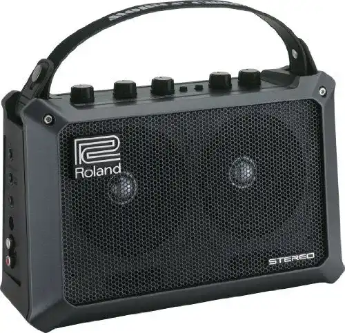 Gitarrenverstärker BOSS Roland Mobile Cube im Vergleich