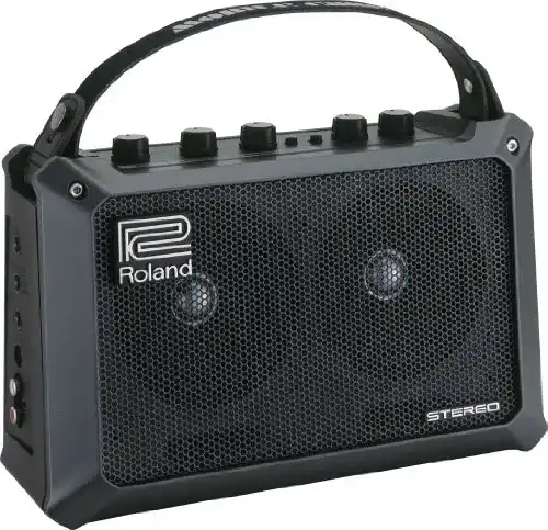 Gitarrenverstärker BOSS Roland Mobile Cube im Vergleich