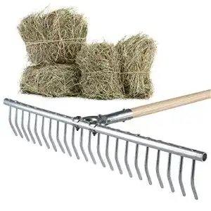 Harke Kadax für Gartenarbeiten mit langem Holzstiel