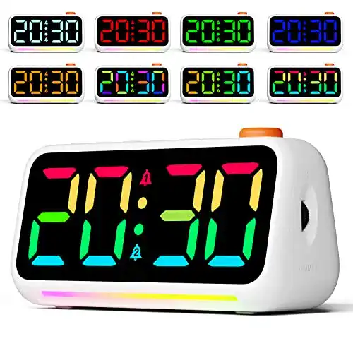 Digitaler Wecker CHEREEKI mit klarem Display und Nachtlicht