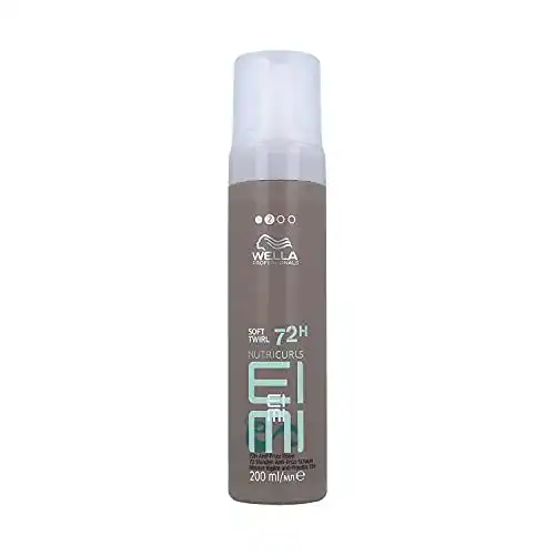Schaumfestiger für Locken von Wella Professionals EIMI Nutricurls Soft