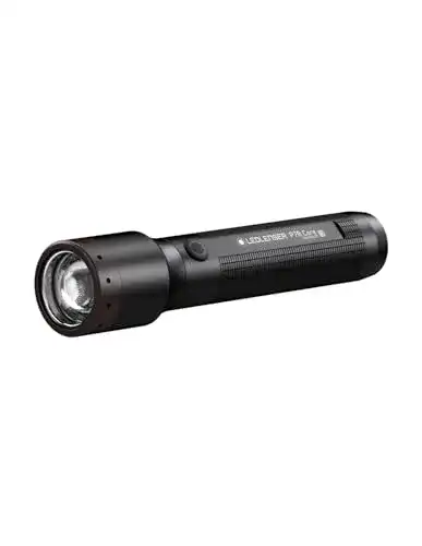 Aufladbare Taschenlampe Ledlenser P7R in Schwarz