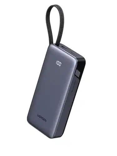 UGREEN Powerbank 20000 mAh mit 45W Schnellladung und integriertem USB-C Kabel