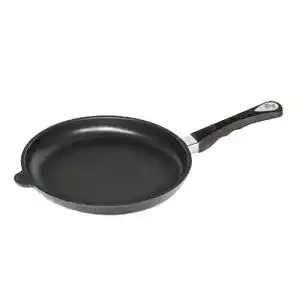 AMT Gastroguss Bratpfanne 28 cm mit Lotan Antihaftbeschichtung