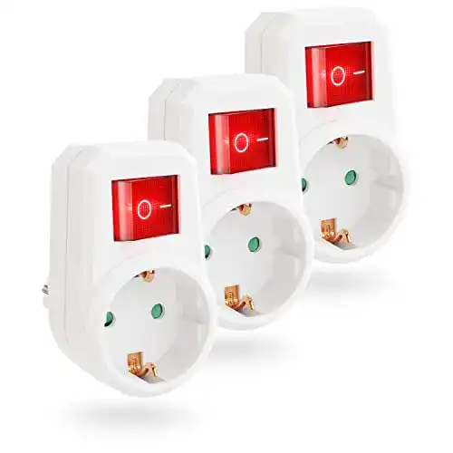 Zwischenstecker mit Schalter und 3 schaltbaren Steckdosen