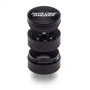 Santa Cruz Shredder Kräutermühle 3-teilig, mittelgroß, 5,4 cm