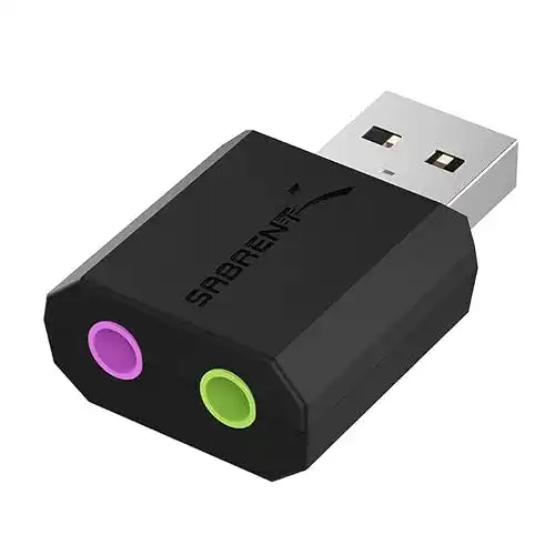 Externe USB-Soundkarte von Sabrent für Kopfhörer und Mikrofon