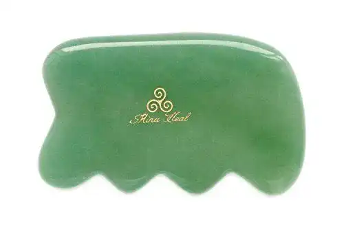 Gua Sha Massage-Werkzeug aus Jade für Gesichtspflege und Lifting