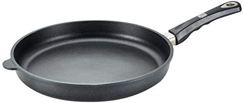 AMT Gastroguss Bratpfanne 32 cm mit induktionsgeeignetem Stiel