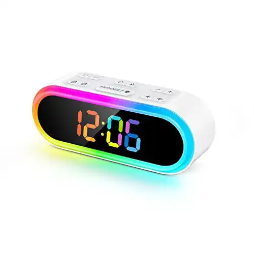 Digitaler Wecker Reacher LED Wecker mit 2 Weckzeiten und Nachtlicht