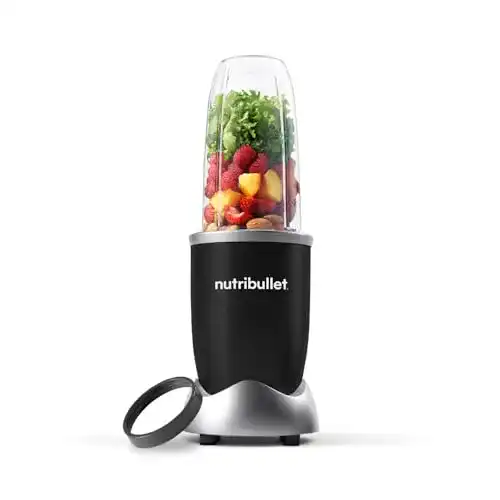 Nutribullet Pro Mixer mit 900 Watt Leistung und 700 ml Becher