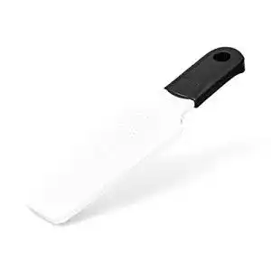 Keramikreibe von Kyocera mit Griff in Schwarz und Weiß