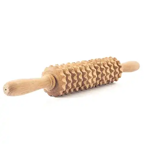 Massageroller Tuuli aus Naturholz für Anti-Cellulite Massage