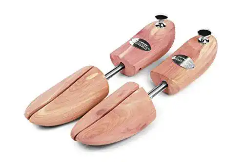 Schuhspanner aus Zedernholz für Herrenschuhe und Sneaker