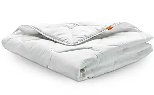 Sleepling 190033 Basic 100 Sommerdecke Leichte Bettdecke für den Sommer