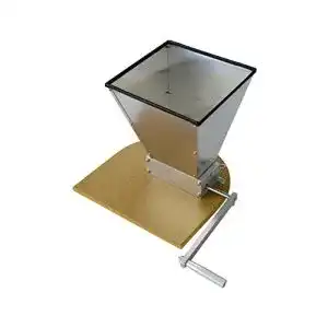 Malzmühle Brewzilla aus Edelstahl mit zwei verstellbaren Walzen