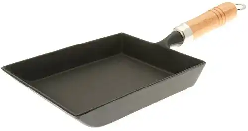 Tamagoyaki-Pfanne Iwachu aus Eisen in Schwarz für Omeletts
