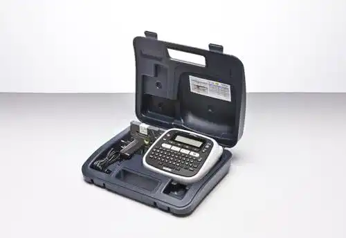 Beschriftungsgerät Brother PT-D200BWVP mit Netzadapter