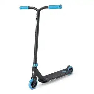 Chilli Pro Scooter Base in Schwarz und Blau für Anfänger