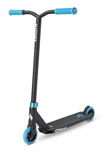 Chilli Pro Scooter Base in Schwarz und Blau für Anfänger