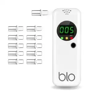 Alkoholtester mit polizeigenaurer Messung und Mundstücken