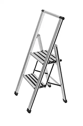 Trittleiter 2 Stufen von WENKO Leichte Aluminium-Klappleiter mit Rutschsicherheit