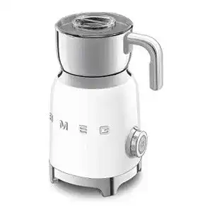Milchaufschäumer Smeg MFF01WHEU aus Aluminium in Weiß