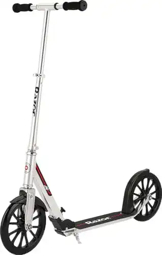 Razor A6 Scooter mit Luftreifen für große Fahrer