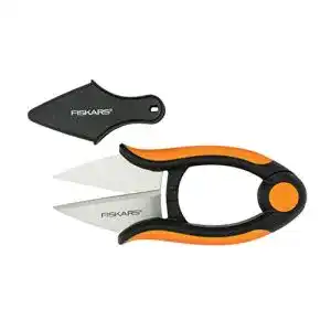 Kräuterschere Fiskars 12,9 cm mit rostfreien Klingen und Kunststoffgriffen