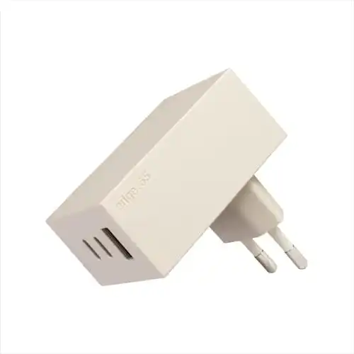 PD-Ladegerät Reduct Edge.65 mit 65W Schnellladefunktion und USB-Anschlüssen