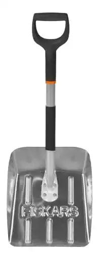 Fiskars Auto-Schneeschaufel, 71 cm, Aluminium, Schwarz/Silber