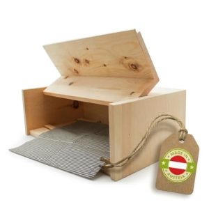 Brotkasten aus Zirbenholz mit Bienenwachstuch, handgefertigt in Österreich