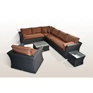 Rattansofa Ragnarök-Möbeldesign aus PolyRattan