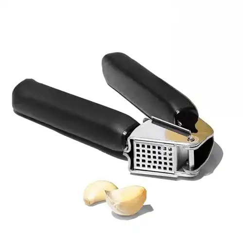 Knoblauchpresse von OXO Good Grips im Vergleich