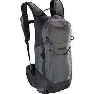 MTB-Rucksack Evoc FR Lite Race 10 mit Protektor