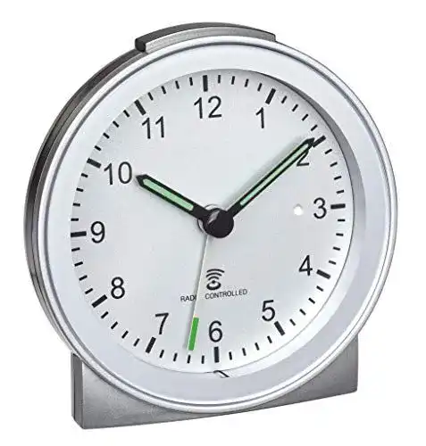 Analog Funkwecker TFA Dostmann aus Kunststoff mit Snooze-Funktion