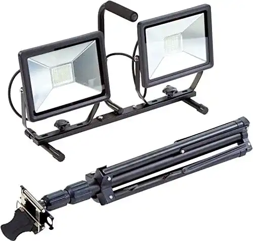 Northpoint LED Baustrahler mit Quick-Release Halterung und 100W