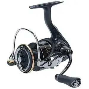 Daiwa 20 Ballistic EX LT 2500D Spinnrolle Allround Angelrolle mit Shallow-Spule