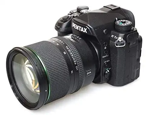 Pentax K-1 Mark II Spiegelreflexkamera mit D FA 24-70mm Objektiv