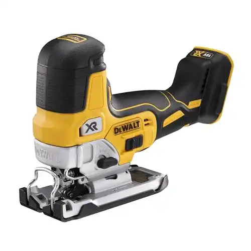 Dewalt 18 Volt Akku-Pendelhub-Stichsäge DCS335N im Vergleich
