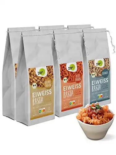Low-Carb Nudeln aus Eiweiß-Pasta für gesunde Ernährung